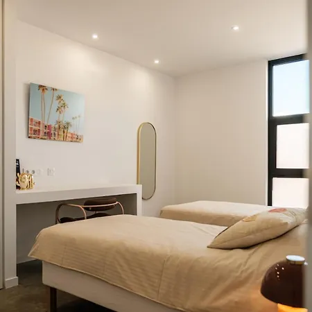 Colette - 2 - Piscine Chauffee فيلة لاجاريس
